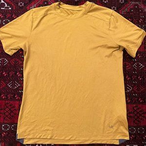Arcteryx Men's M/L T Shirt Ochre/Yellow